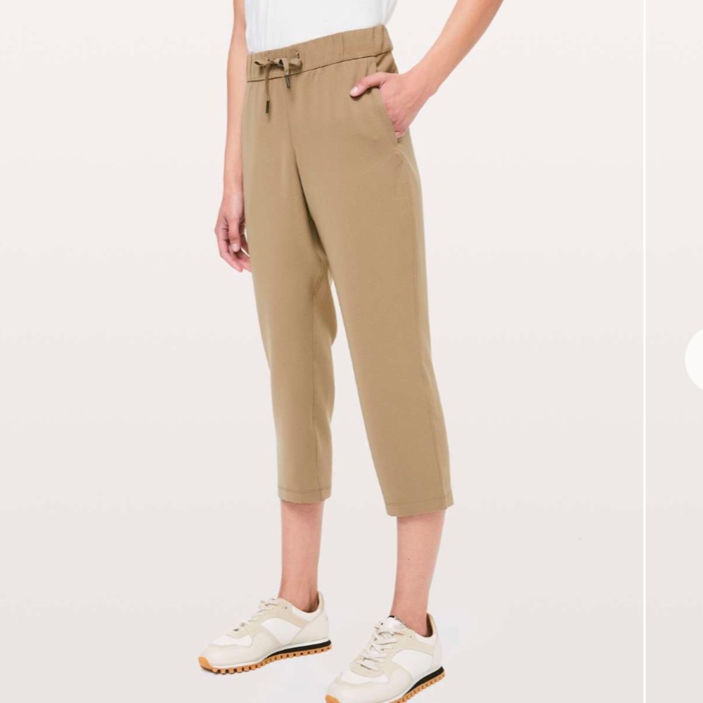 lululemon athletica On the Fly Cropped Pants - Woven 23”